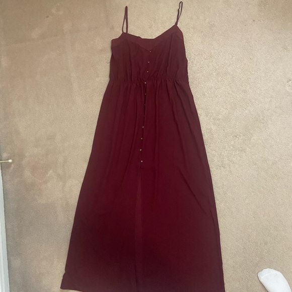 River Island Maroon Spaghetti Strap Maxi Dress - Picture 2 of 3